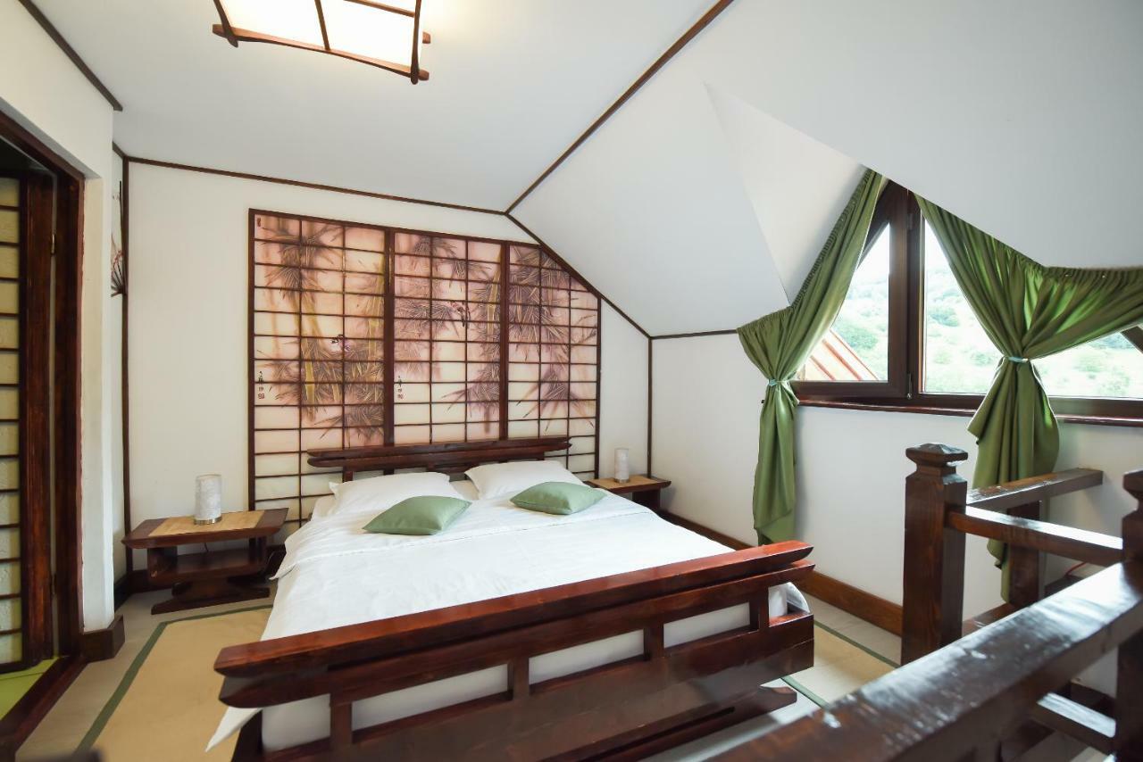 Casa Lily - Japanese Retreat Hotell Sighişoara Exteriör bild